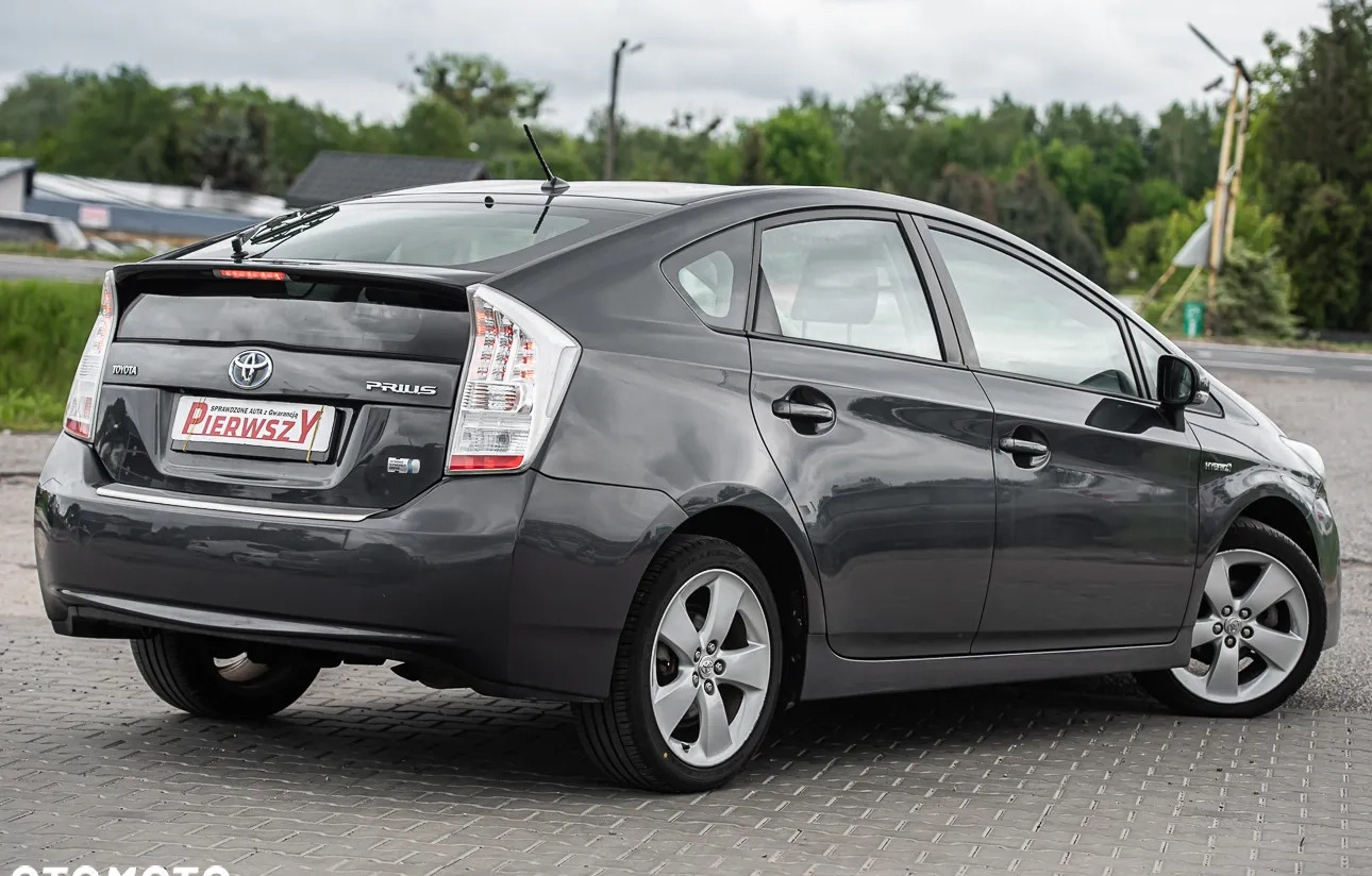 Toyota Prius cena 38900 przebieg: 299000, rok produkcji 2009 z Ulanów małe 436